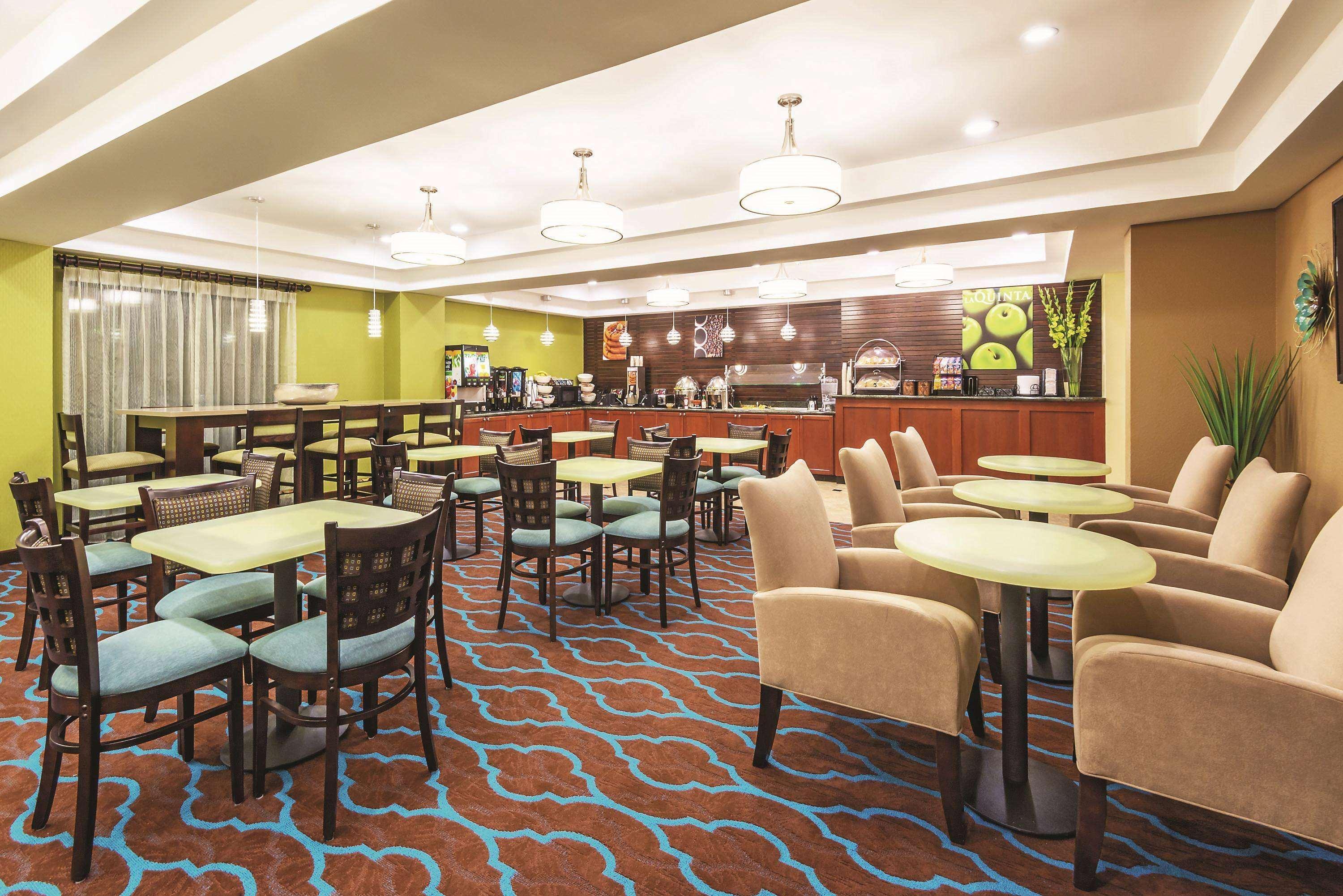 La Quinta By Wyndham Boise Towne Square Hotel Екстериор снимка